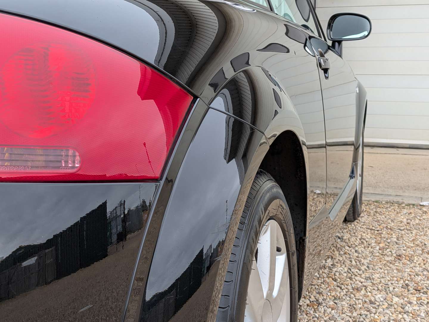 <p>2005 AUDI TT</p>