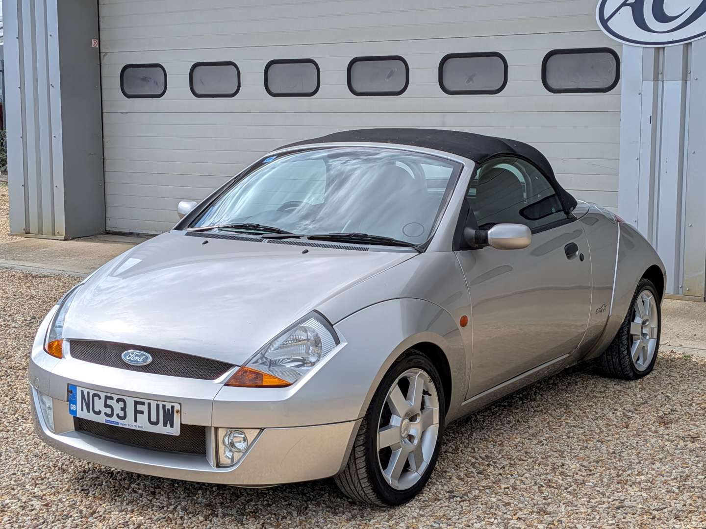 <p>2003 FORD STREETKA LUXURY</p>