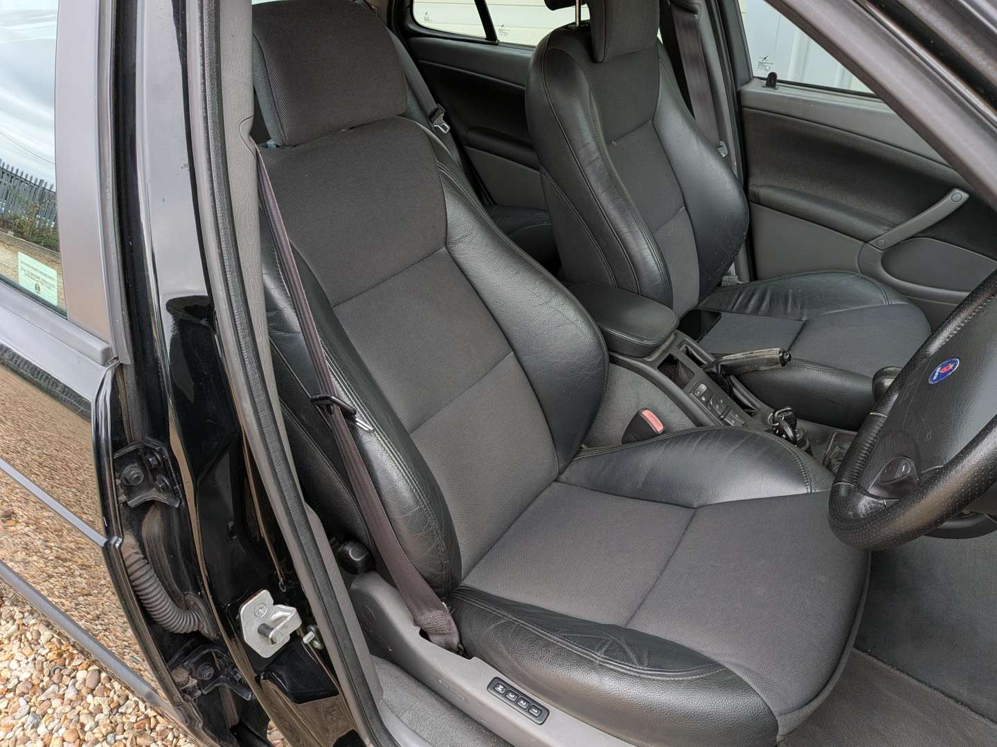 <p>2004 SAAB 9-5 VECTOR SPORT TID</p>