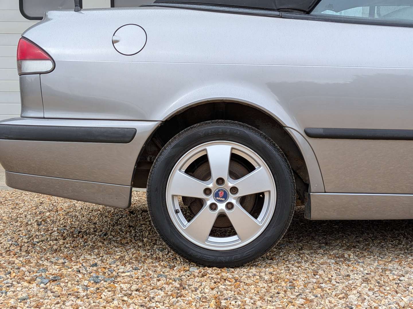 <p>2002 SAAB 9-3 SE TURBO</p>