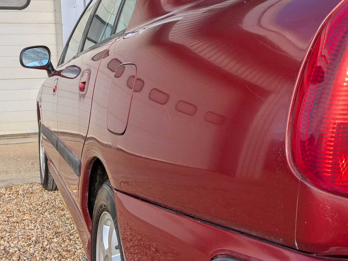 <p>2000 MITSUBISHI CARISMA ELEGANCE GDI</p>