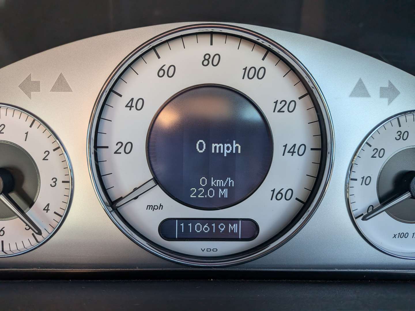 <p>2005 MERCEDES CLK 350 A209 AUTO</p>