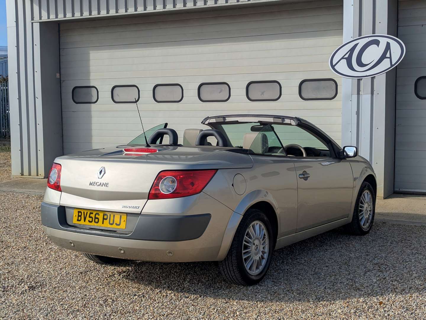 <p>2006 RENUALT MEGANE PRIVILEGE</p>