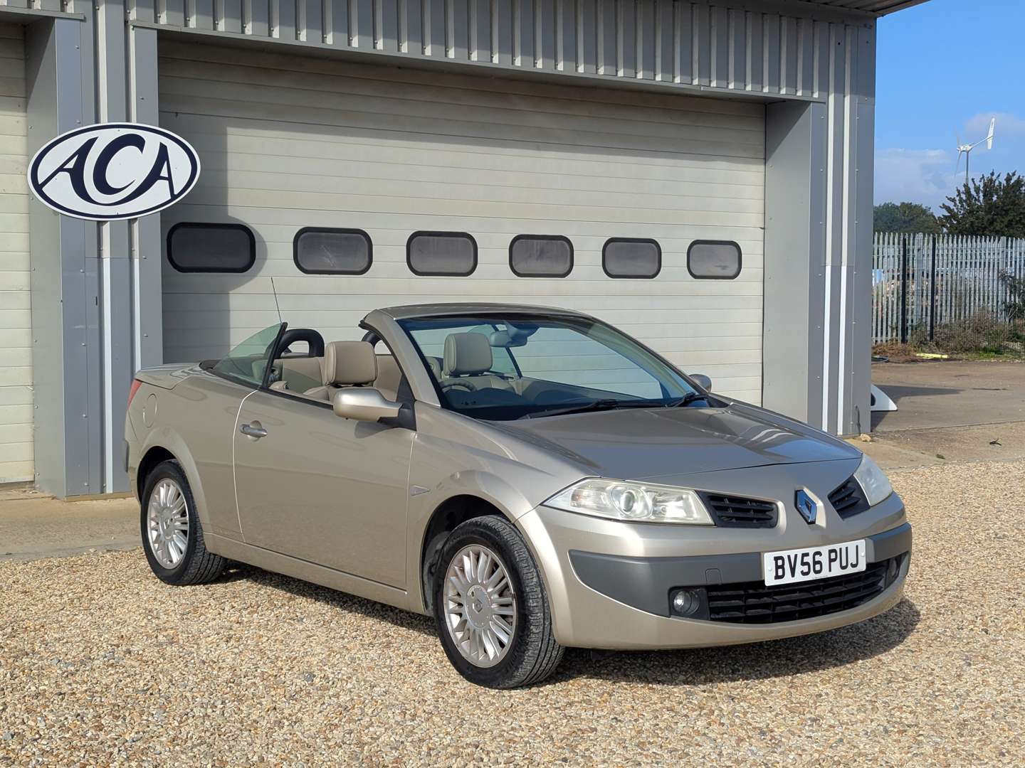 <p>2006 RENUALT MEGANE PRIVILEGE</p>