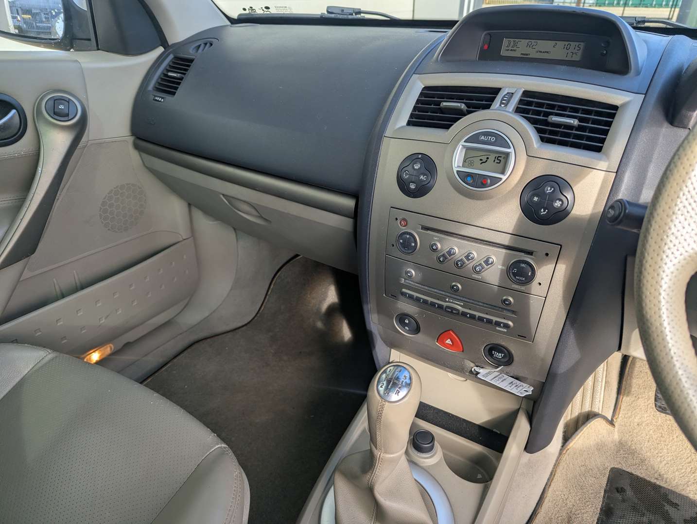<p>2006 RENUALT MEGANE PRIVILEGE</p>