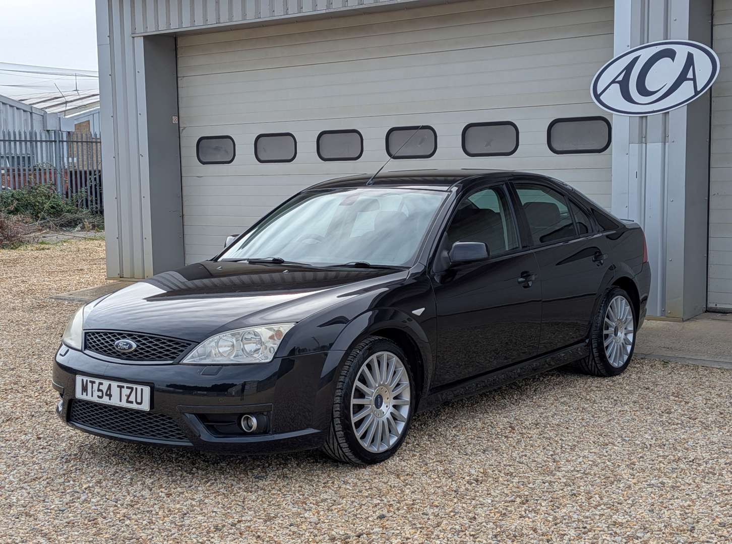 <p>2004 FORD MONDEO ST220</p>