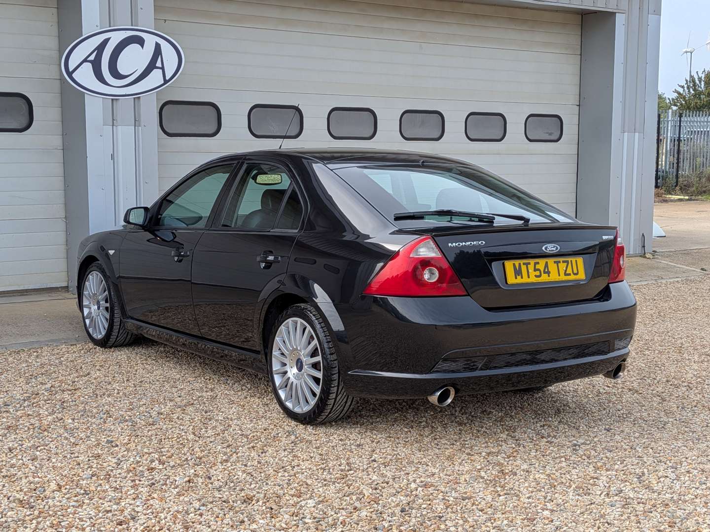 <p>2004 FORD MONDEO ST220</p>