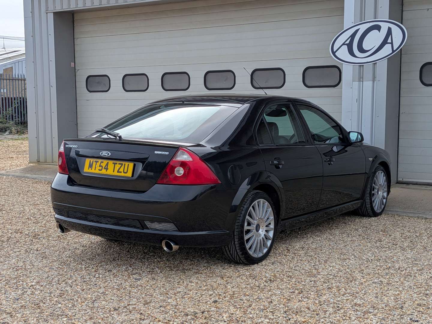 <p>2004 FORD MONDEO ST220</p>