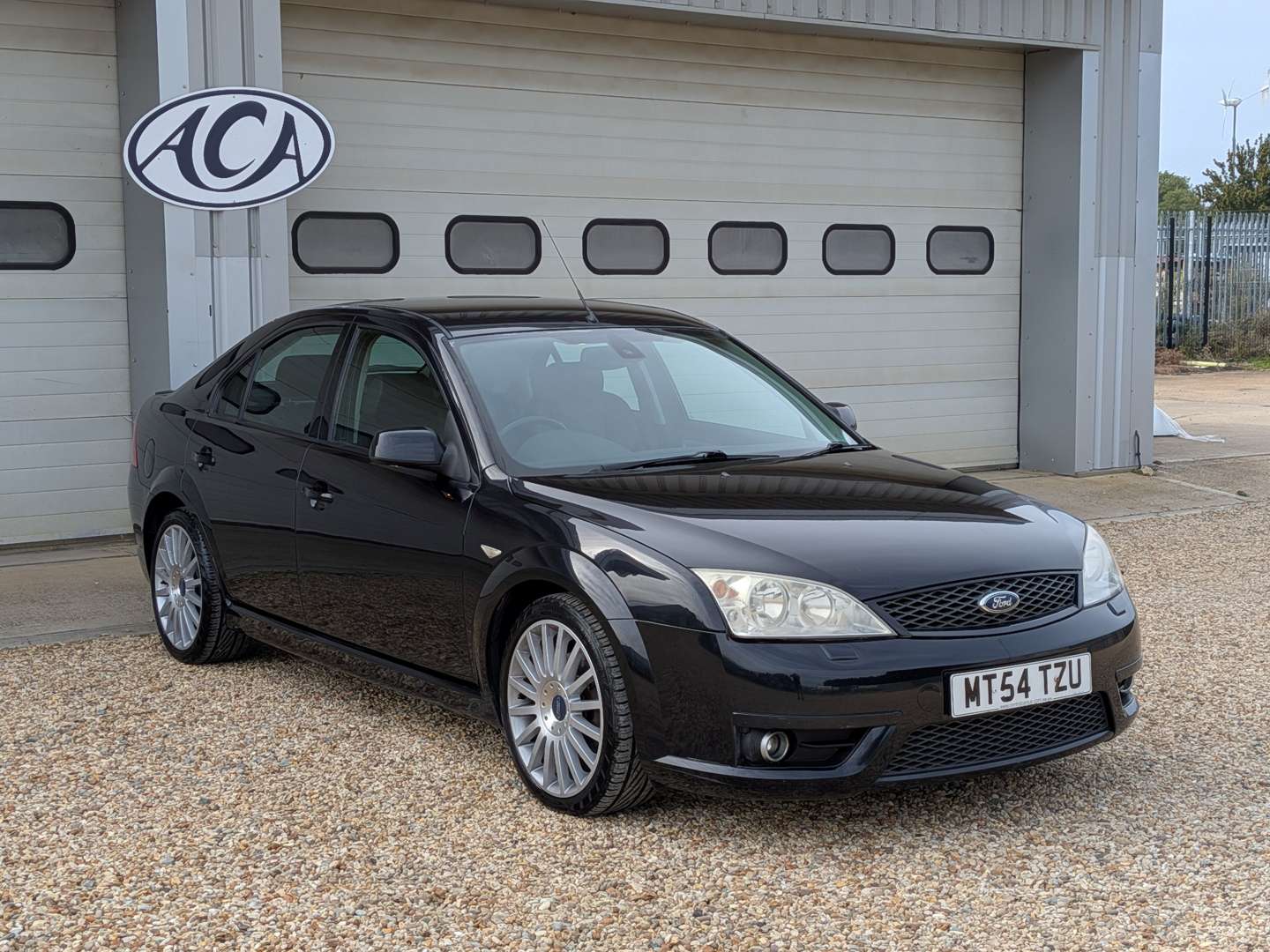<p>2004 FORD MONDEO ST220</p>