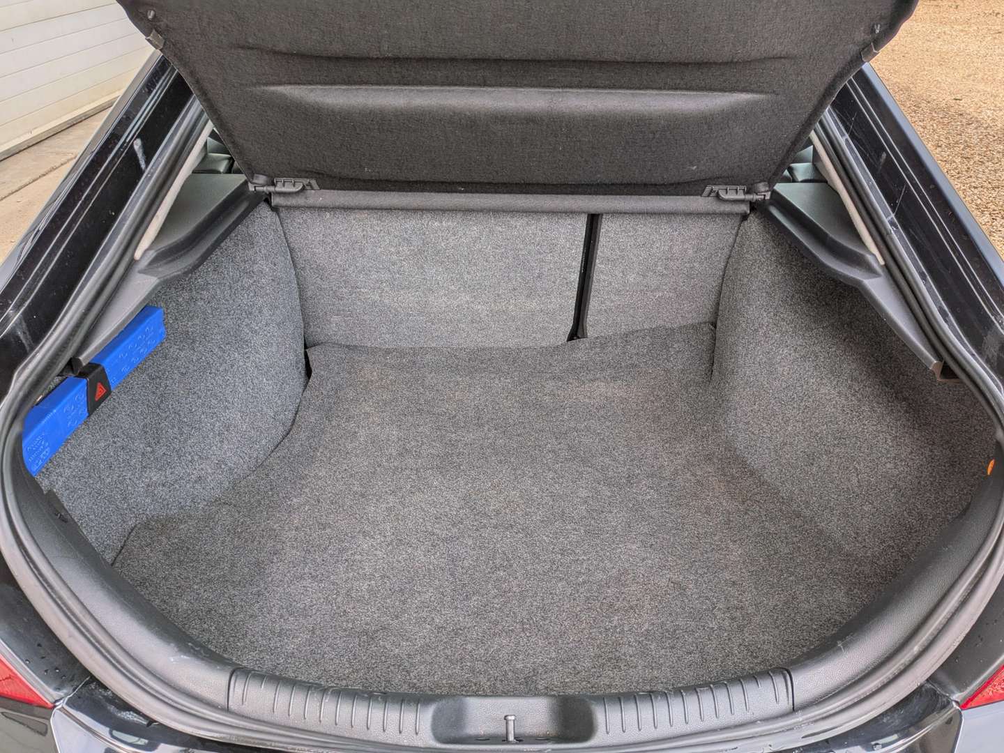 <p>2004 FORD MONDEO ST220</p>