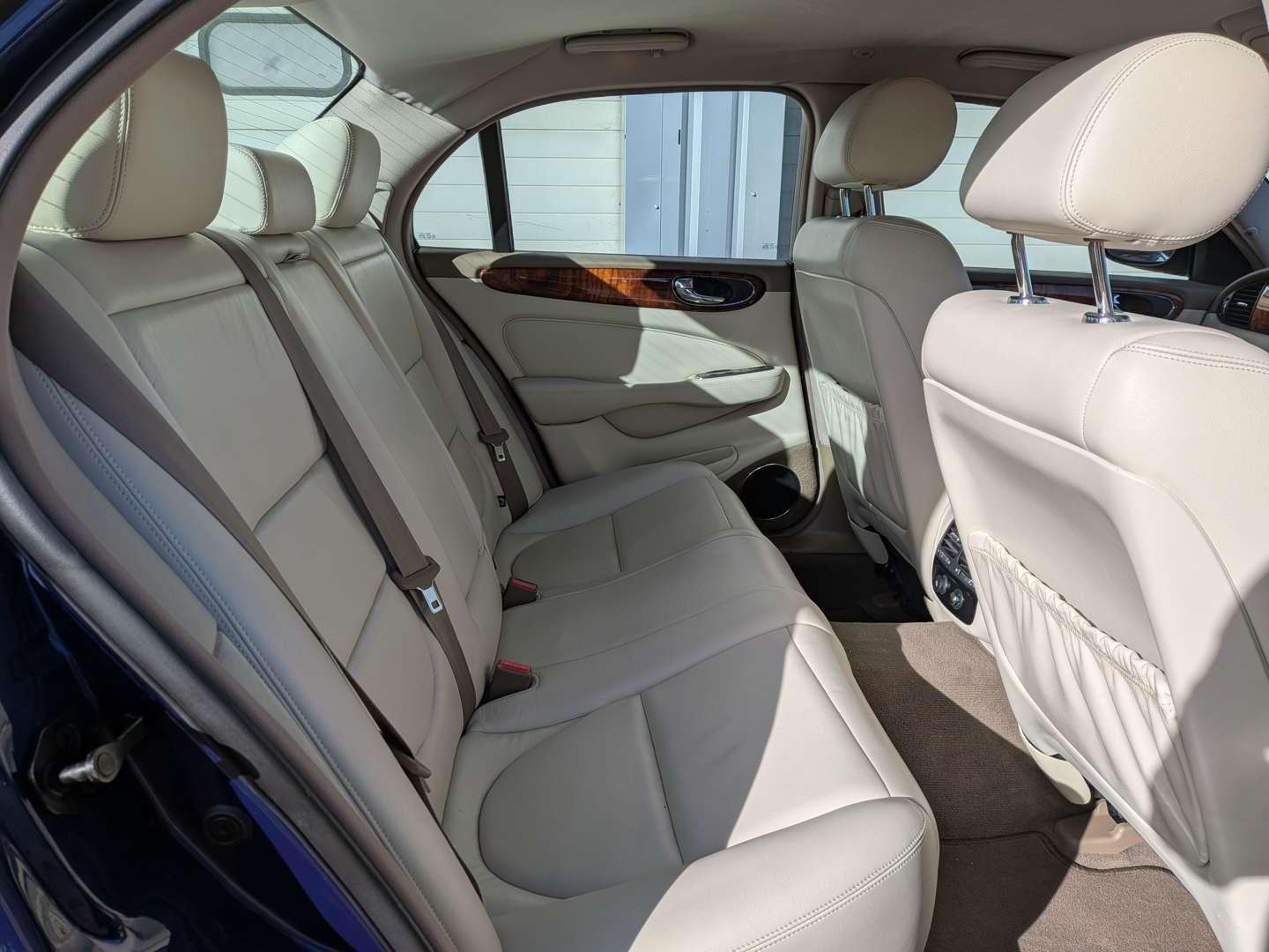 <p>2005 JAGUAR XJ6 V6 AUTO</p>