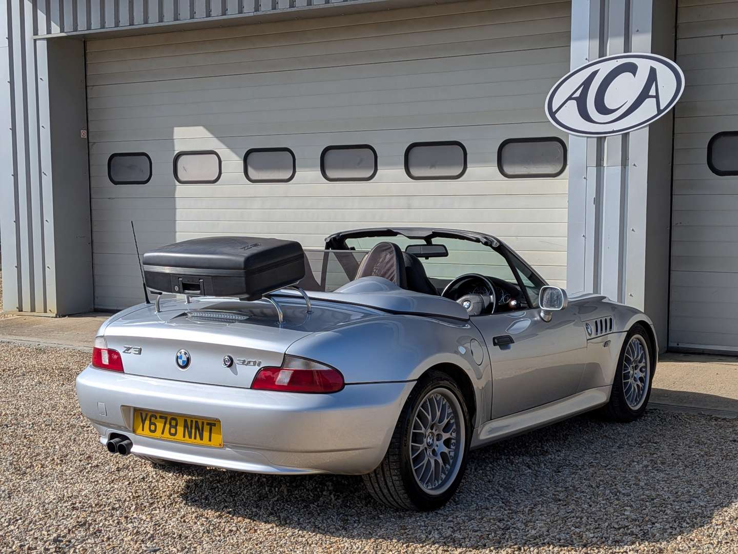 <p>2001 BMW Z3 3.0 ROADSTER</p>