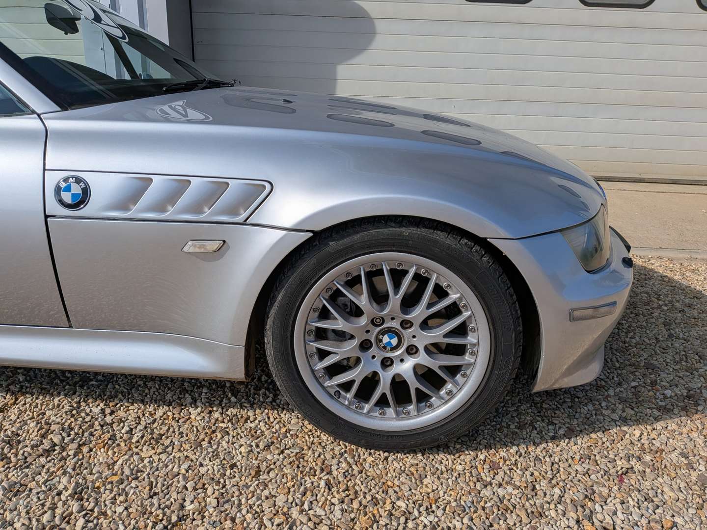 <p>2001 BMW Z3 3.0 ROADSTER</p>