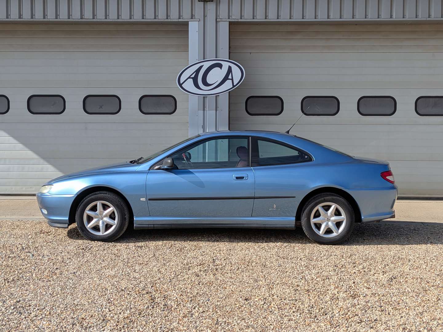 <p>2001 PEUGEOT 406 COUPE SE</p>