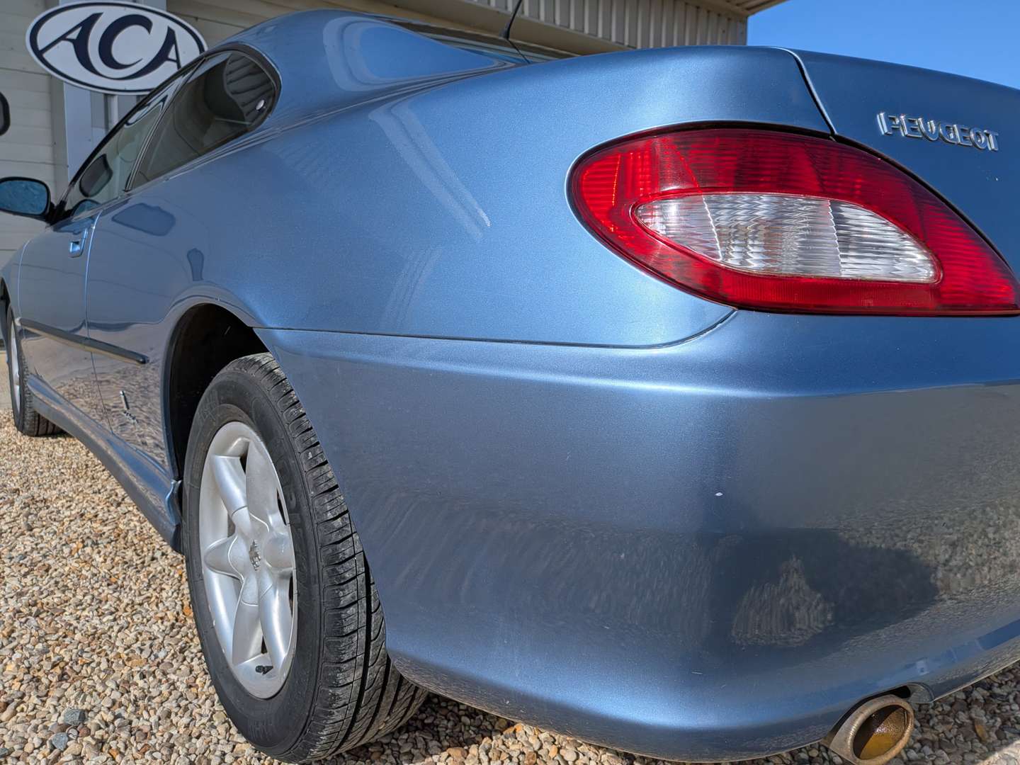 <p>2001 PEUGEOT 406 COUPE SE</p>