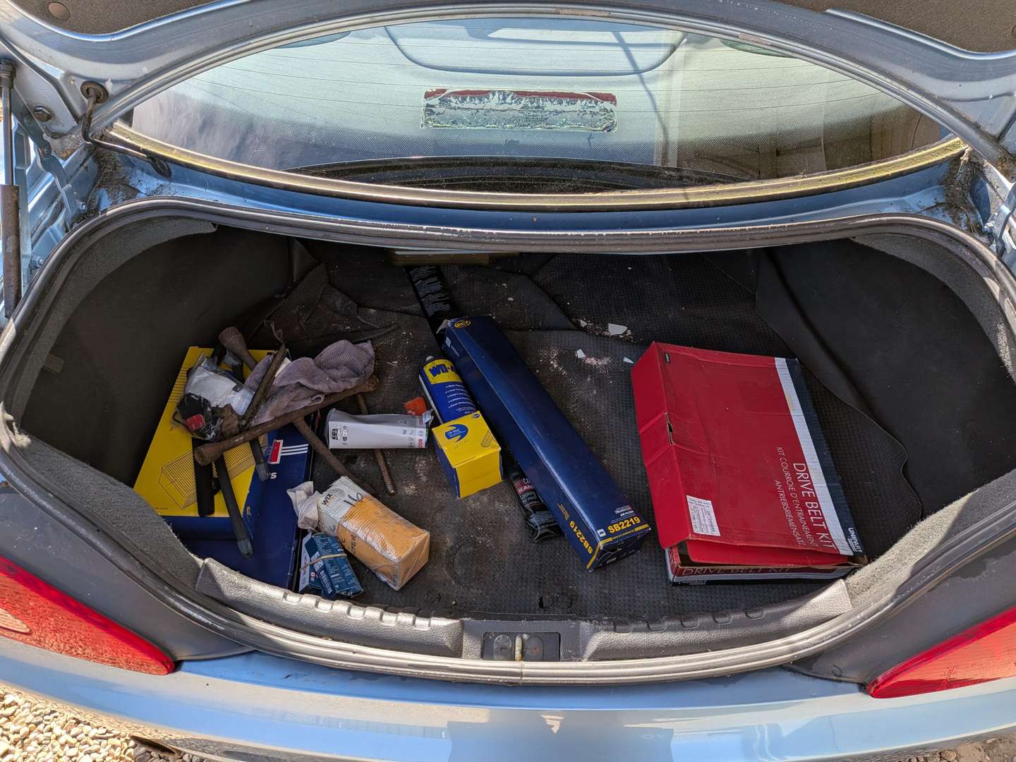 <p>2001 PEUGEOT 406 COUPE SE</p>
