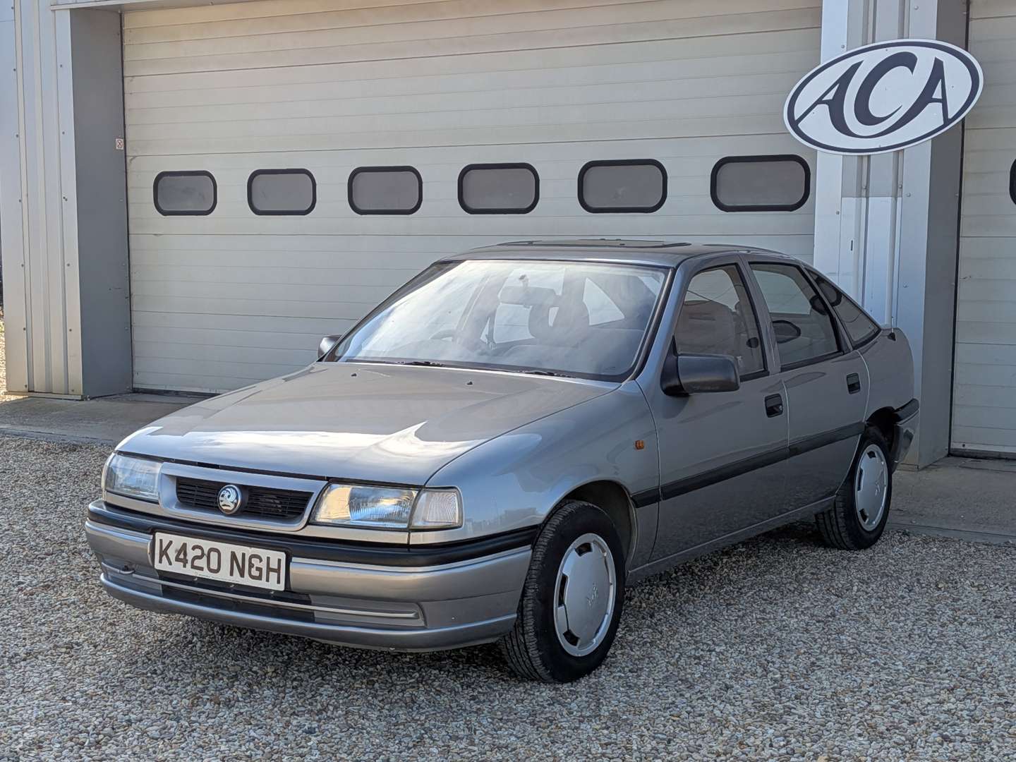 <p>1993 VAUXHALL CAVALIER ENVOY</p>
