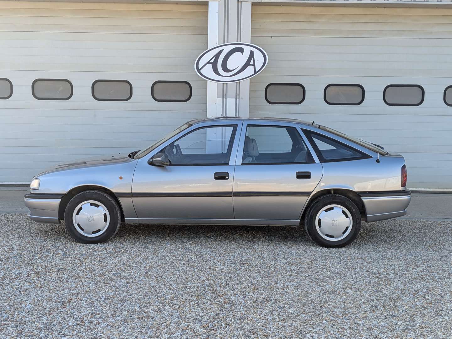 <p>1993 VAUXHALL CAVALIER ENVOY</p>