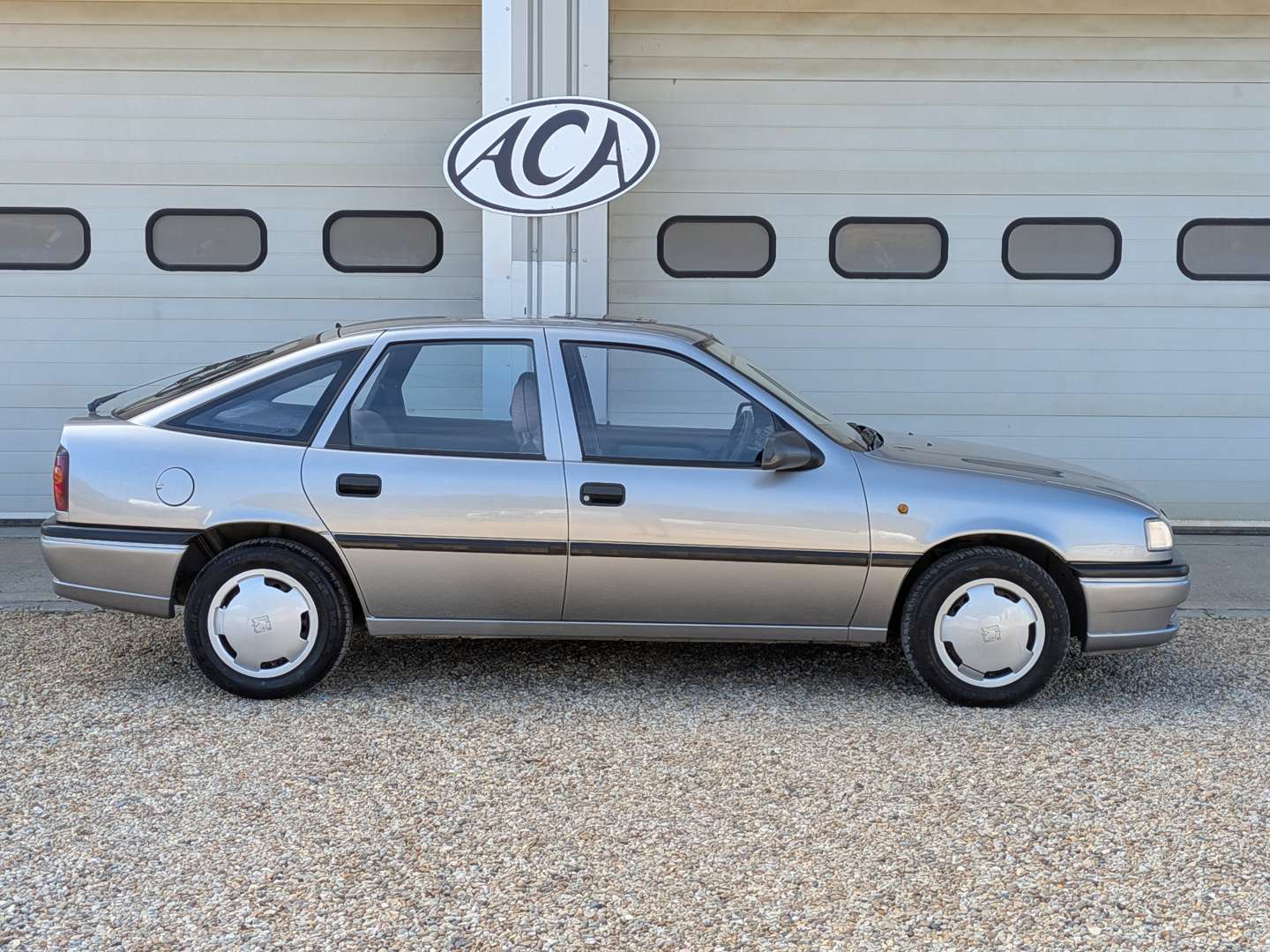 <p>1993 VAUXHALL CAVALIER ENVOY</p>