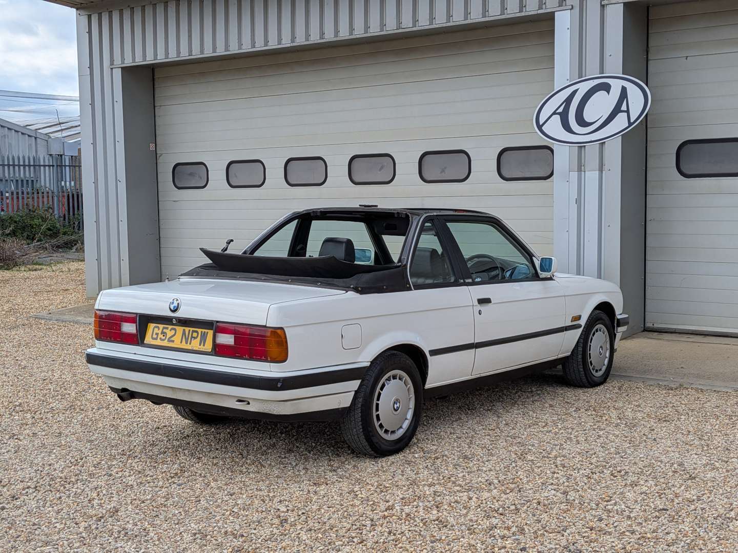 <p>1989 BMW 316I E30 CONVERTIBLE AUTO</p>