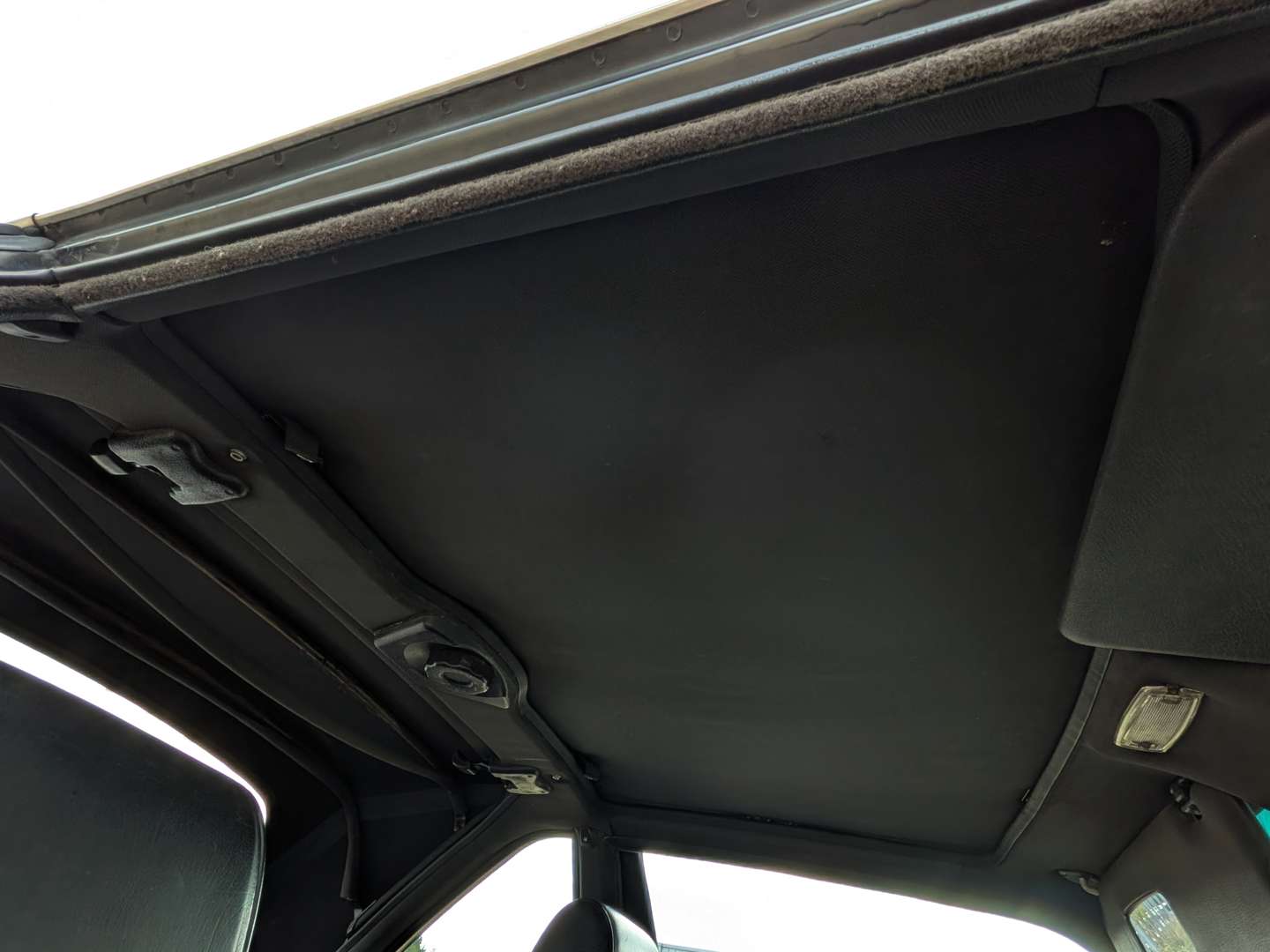 <p>1989 BMW 316I E30 CONVERTIBLE AUTO</p>