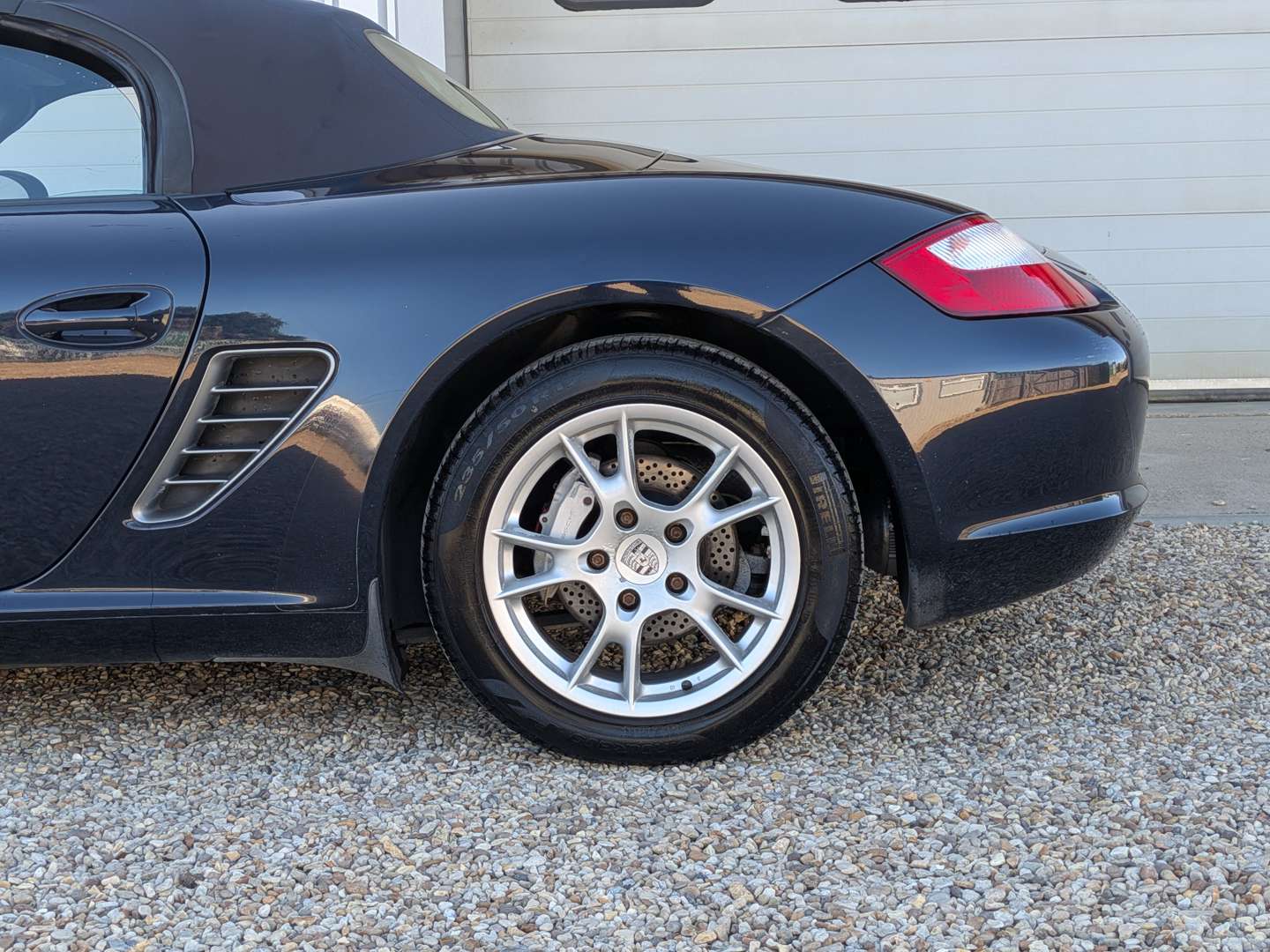 <p>2005 PORSCHE BOXSTER 2.7</p>