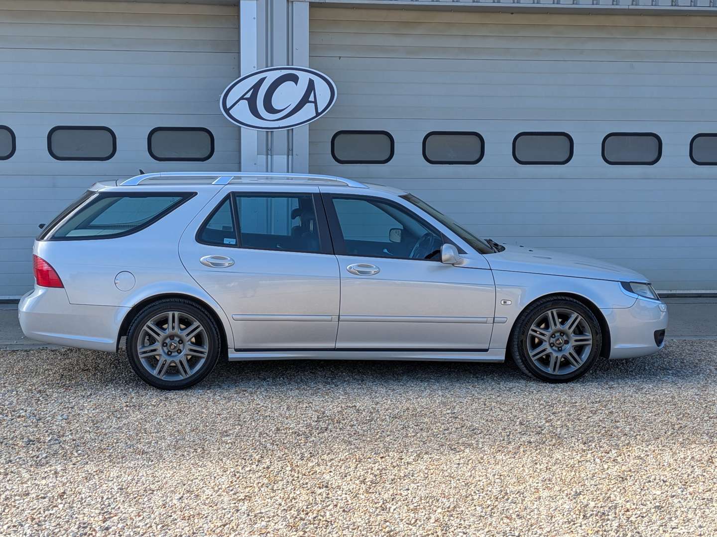 <p>2009 SAAB 9-5 2.3T EDITION AUTO</p>