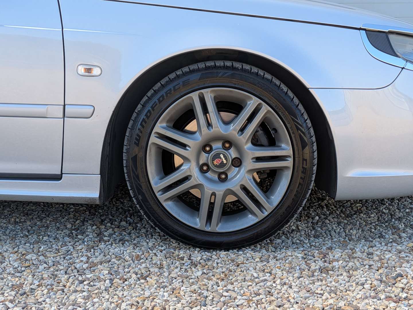 <p>2009 SAAB 9-5 2.3T EDITION AUTO</p>