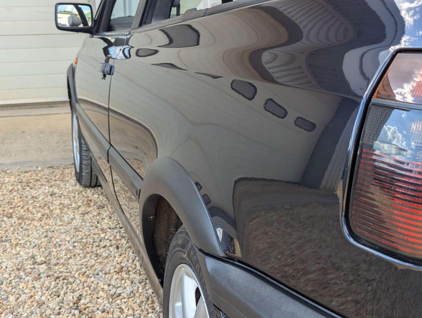 <p>1997 VW GOLF AVANTGARDE CABRIOLET</p>