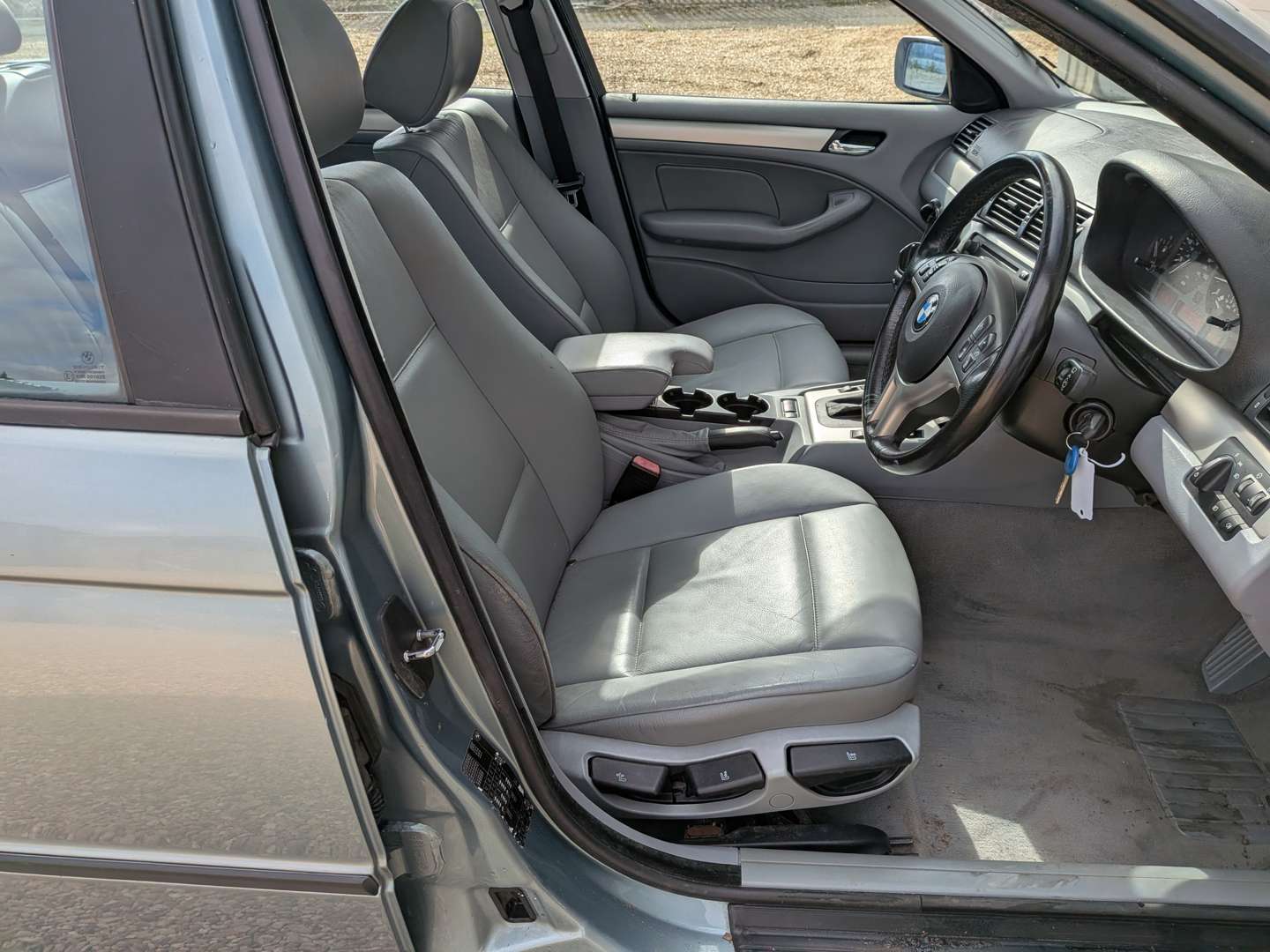 <p>2003 BMW 318I E46 SE TOURING AUTO</p>
