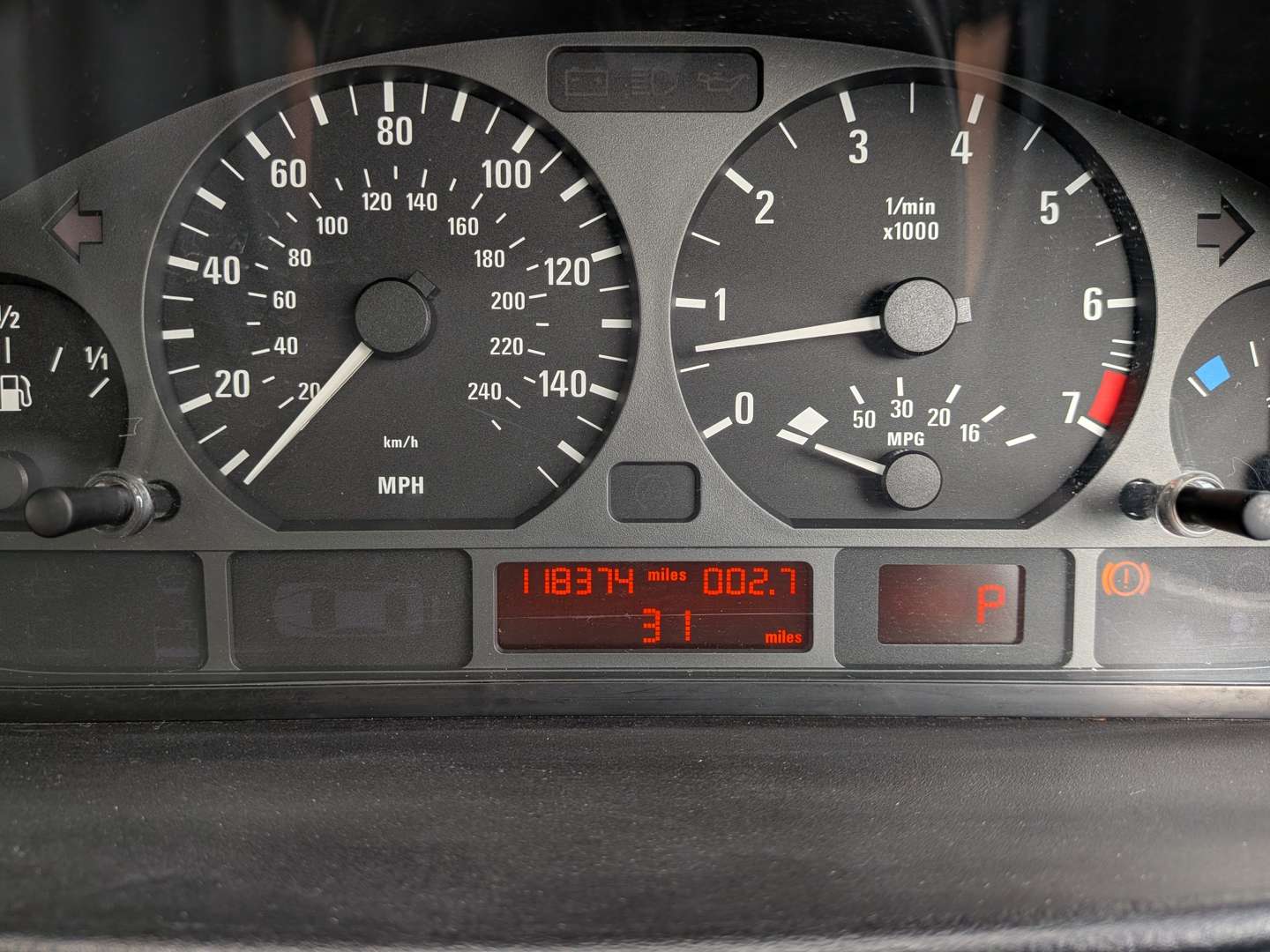 <p>2003 BMW 318I E46 SE TOURING AUTO</p>