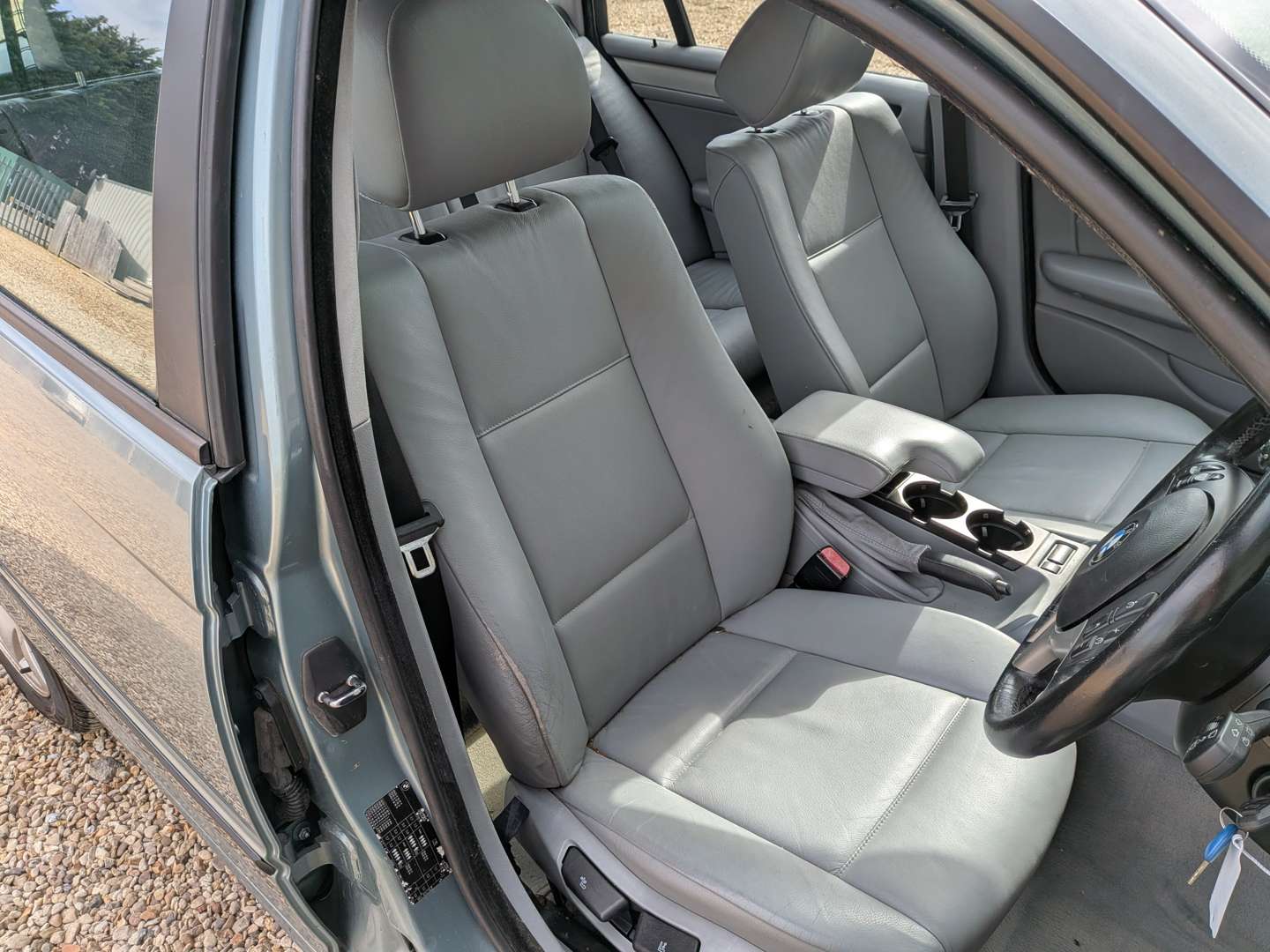 <p>2003 BMW 318I E46 SE TOURING AUTO</p>