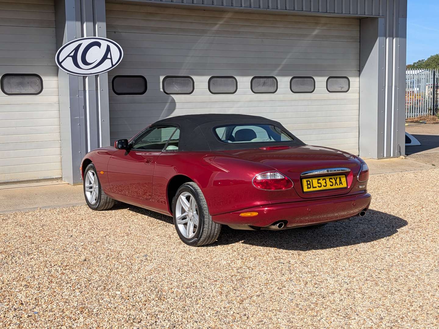 <p>2004 JAGUAR XK8 4.2 CONVERTIBLE AUTO</p>