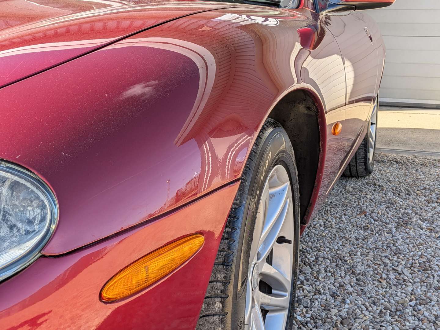 <p>2004 JAGUAR XK8 4.2 CONVERTIBLE AUTO</p>