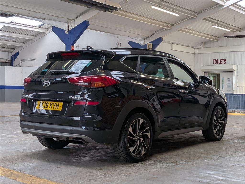 <p>2019 HYUNDAI TUCSON PREMIUM SE CRDI 2W</p>