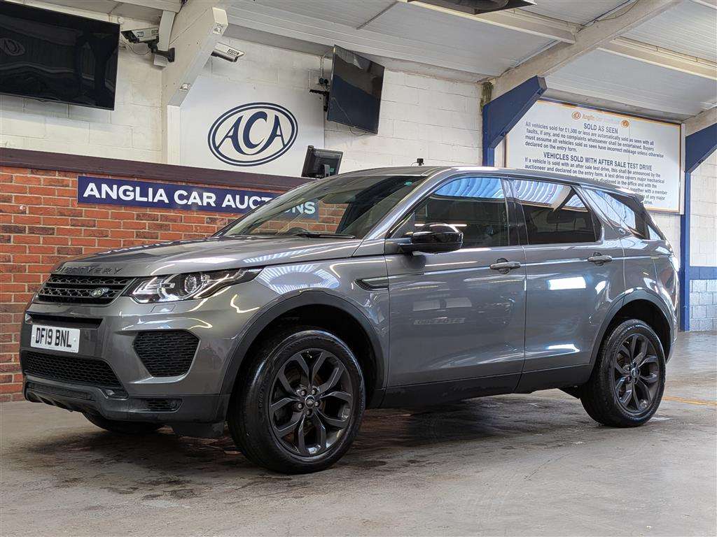 <p>2019 LAND ROVER DISCOVERY SPORT LANDMARK</p>