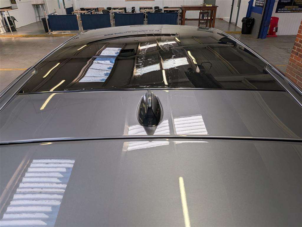 <p>2019 LAND ROVER DISCOVERY SPORT LANDMARK</p>
