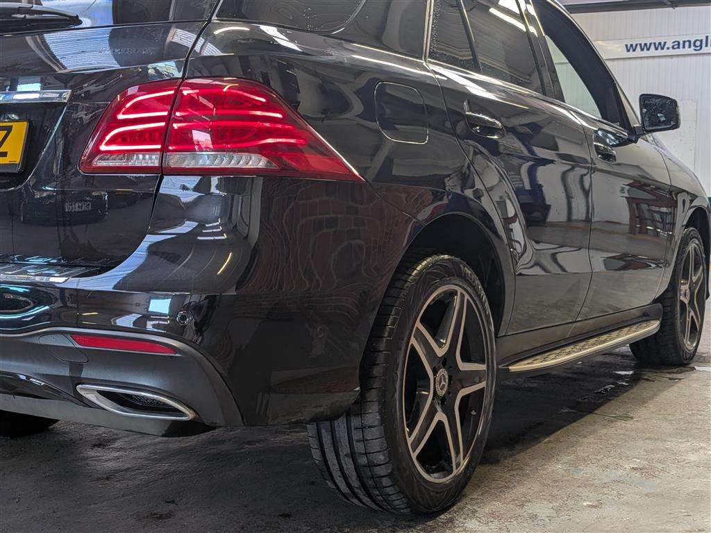 <p>2018 MERCEDES-BENZ GLE 250 AMG NGHT ED PRM+D</p>