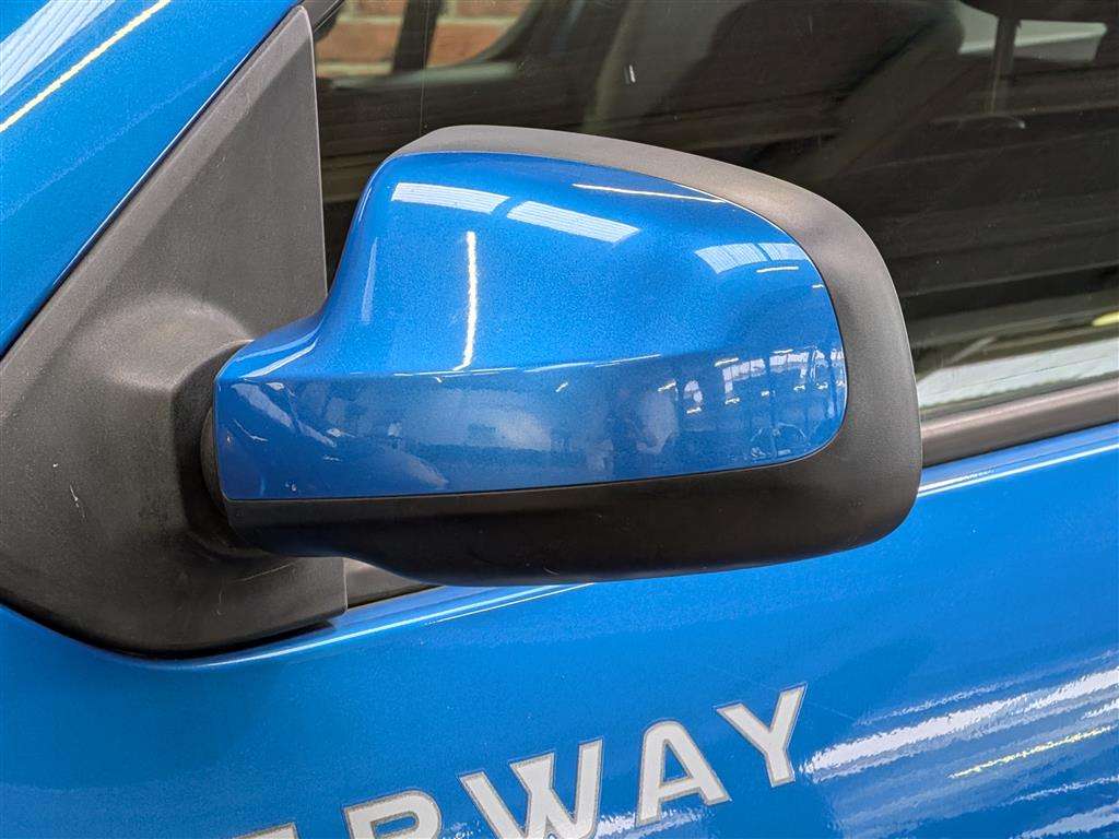 <p>2015 DACIA SANDERO STEPWAY LAUREATE</p>