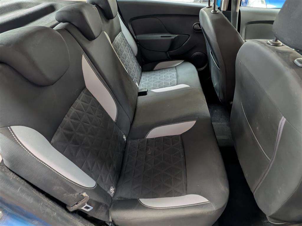 <p>2015 DACIA SANDERO STEPWAY LAUREATE</p>