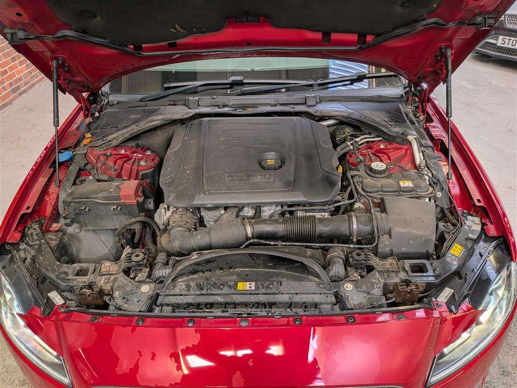 <p>2017 JAGUAR XF PRESTIGE D AUTO</p>