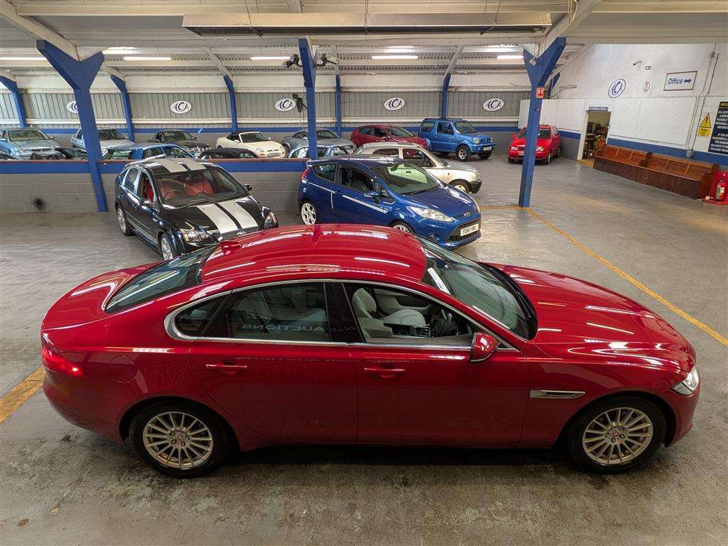 <p>2017 JAGUAR XF PRESTIGE D AUTO</p>