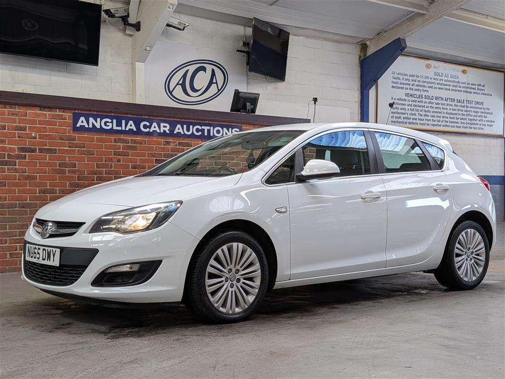 <p>2015 VAUXHALL ASTRA EXCITE</p>