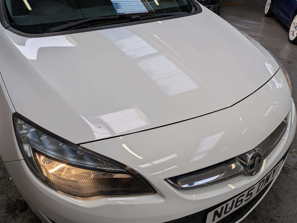 <p>2015 VAUXHALL ASTRA EXCITE</p>