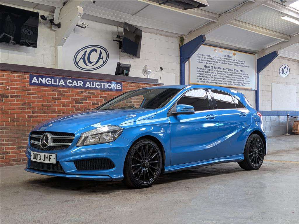 <p>2013 MERCEDES-BENZ A180 BLUE-CY AMG SPORT CD</p>