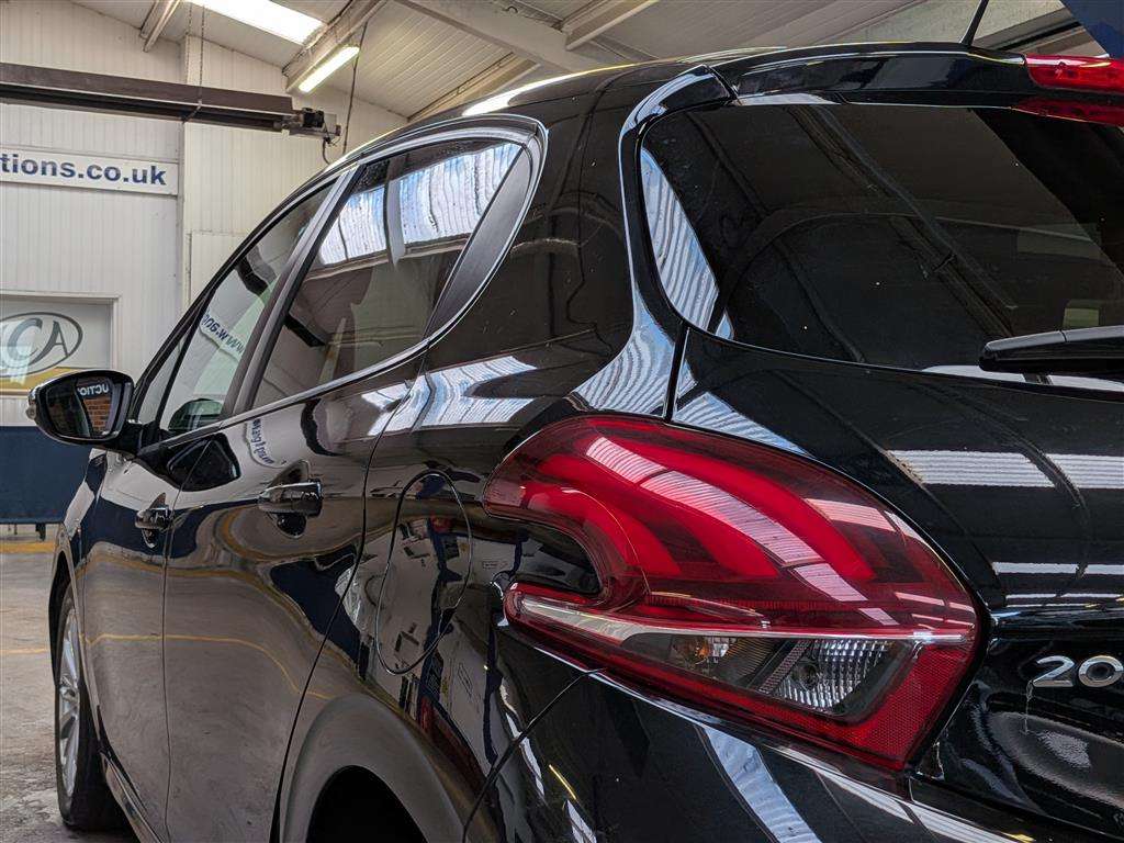 <p>2019 PEUGEOT 208 SIGNATURE PURETECH S/</p>