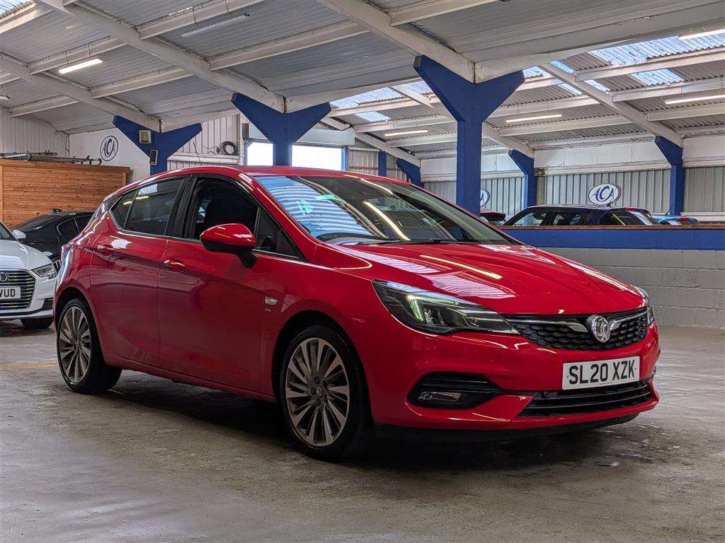 <p>2020 VAUXHALL ASTRA SRI VX LINE NAV TUR</p>