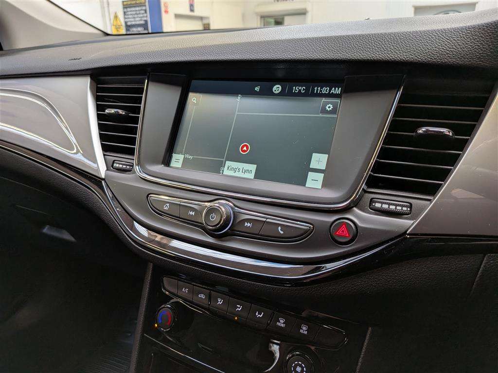 <p>2020 VAUXHALL ASTRA SRI VX LINE NAV TUR</p>