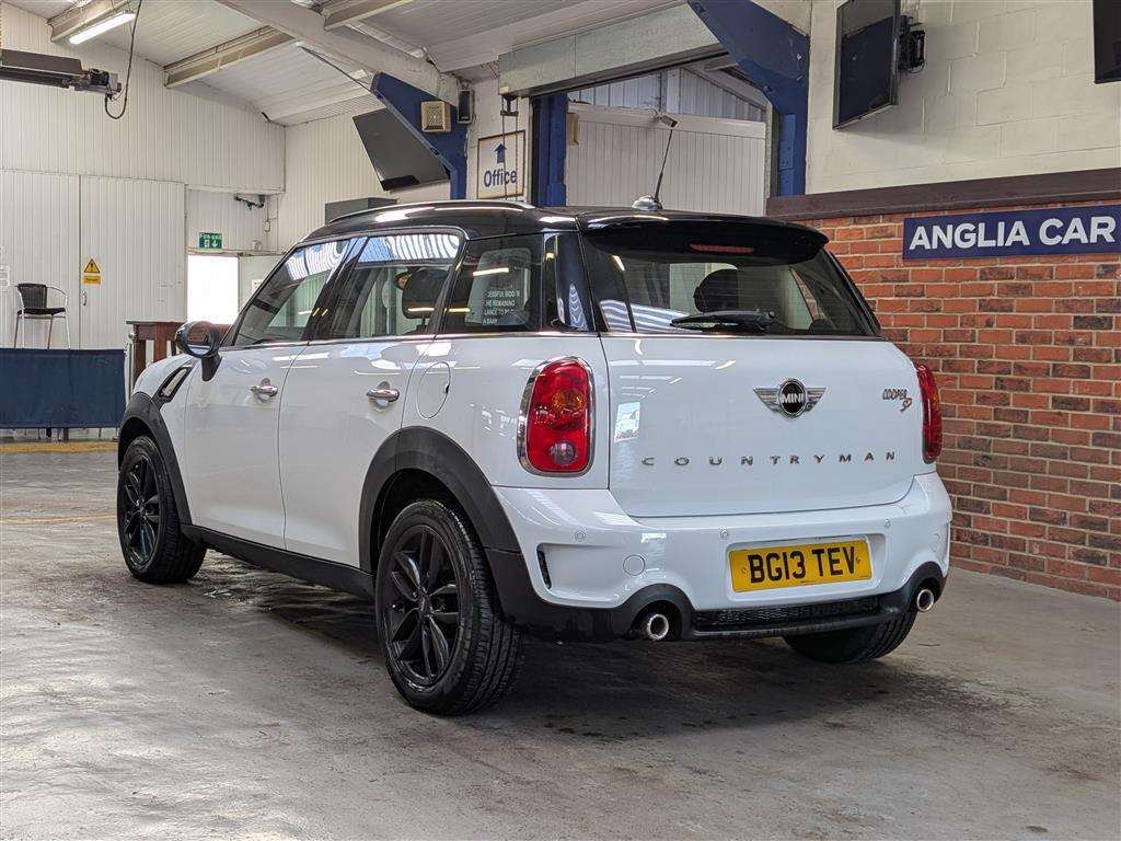<p>2013 MINI COUNTRYMAN COOPER SD</p>