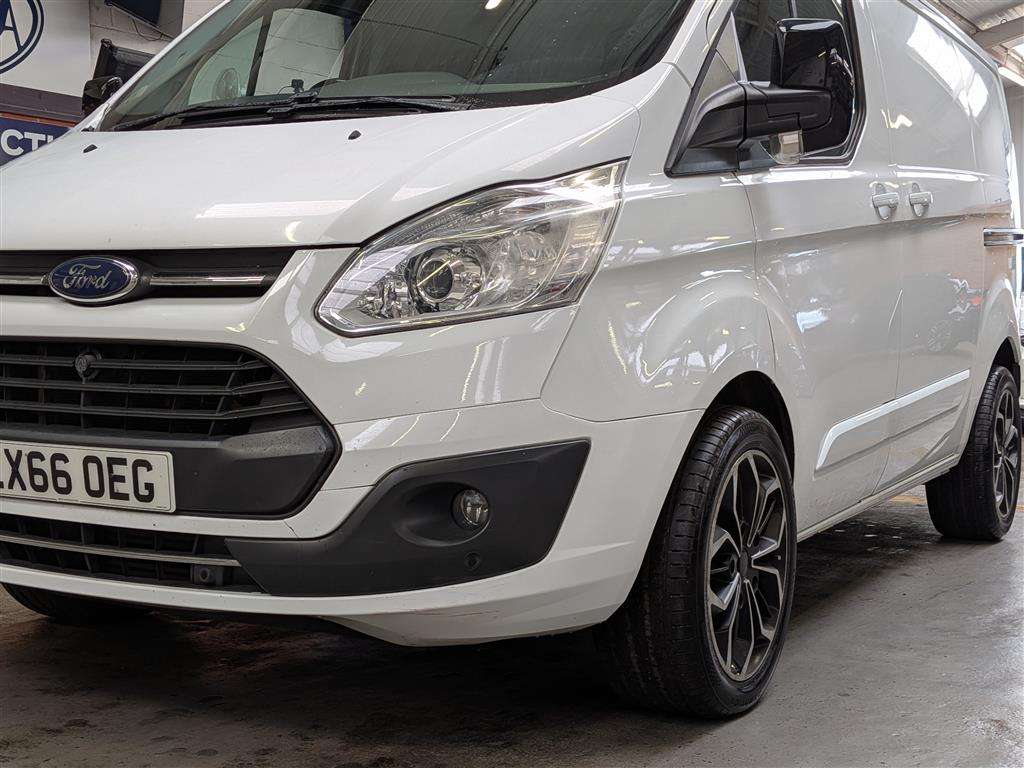 <p>2016 FORD TRANSIT CUSTOM 290 LIMITE</p>